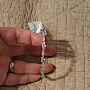 Elegant Silver Bracelet with Diamond Accents